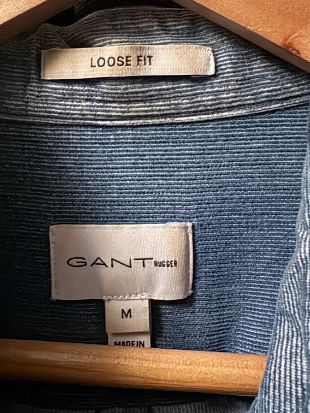 Men's GANT Patchwork Indigo-Dyed Corduroy Button Down Shirt - Size Medium - Picture 2 of 4